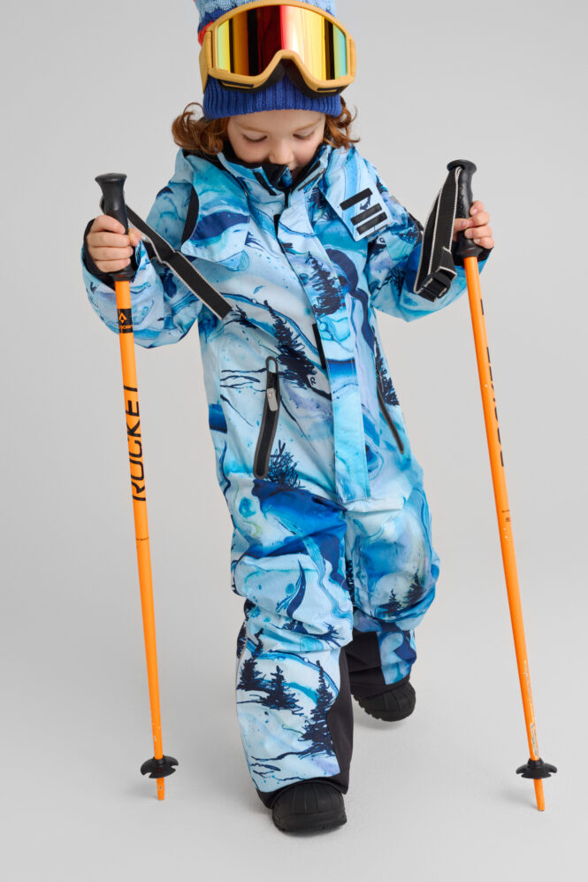 Kid wearing Reimatec ski overall